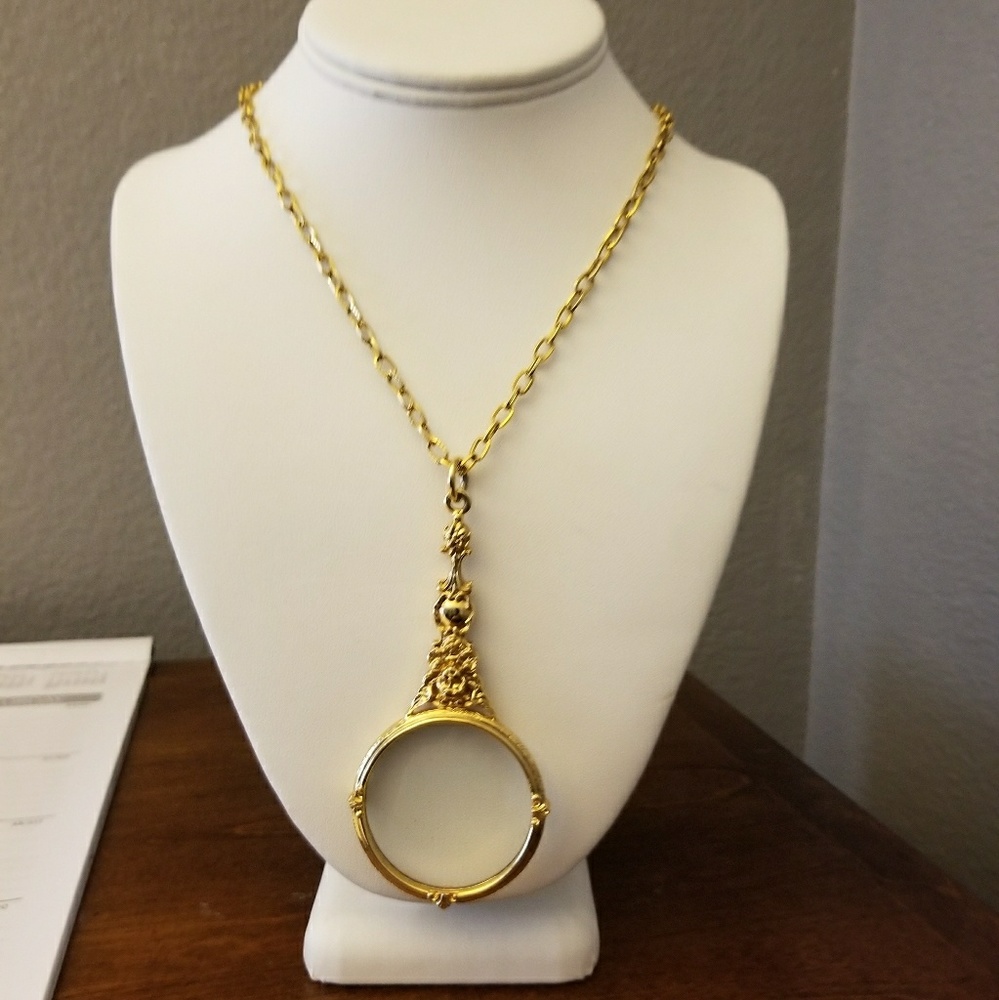 Joan Rivers lorgnette necklace
